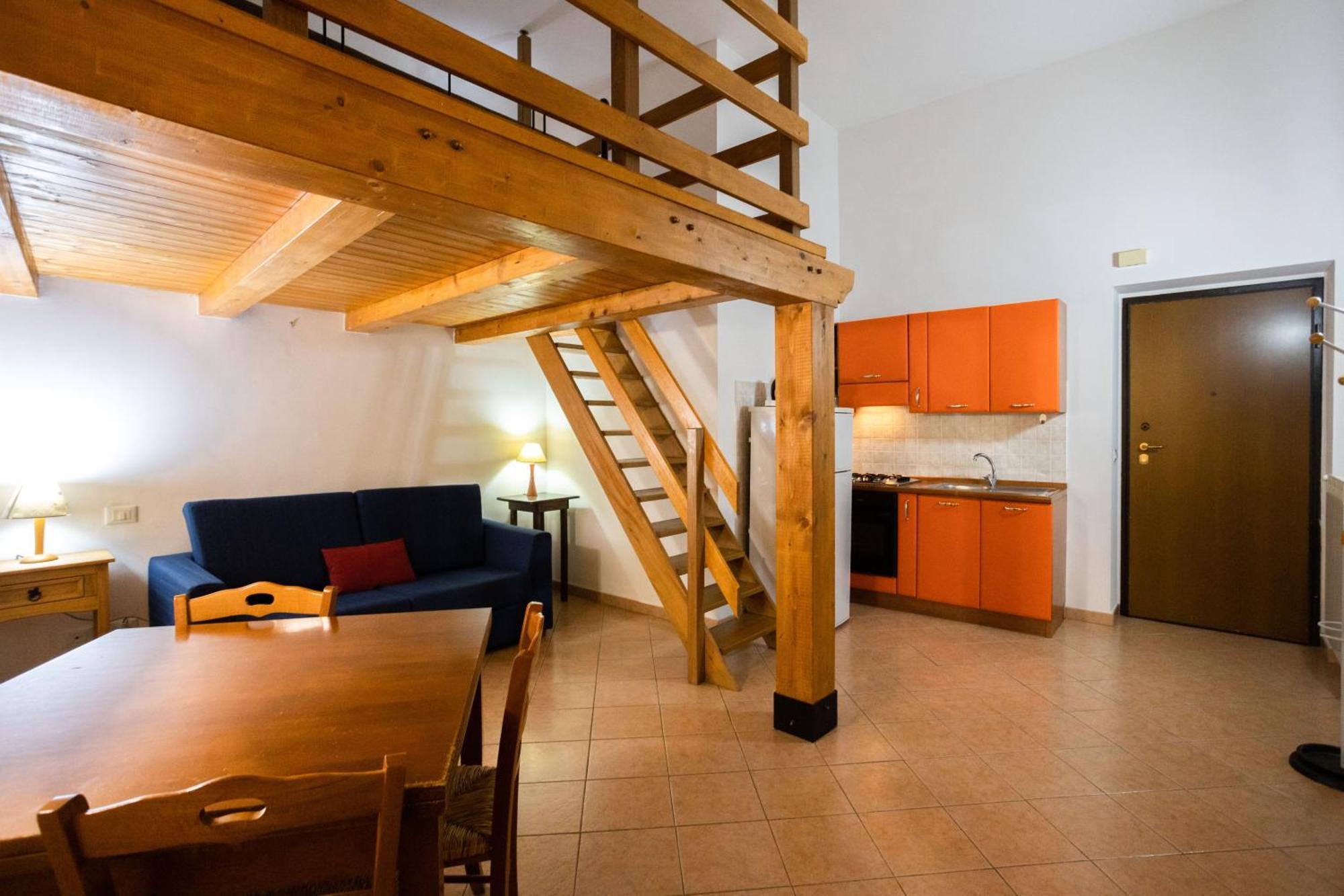 Hola Cathedral House Cadorna